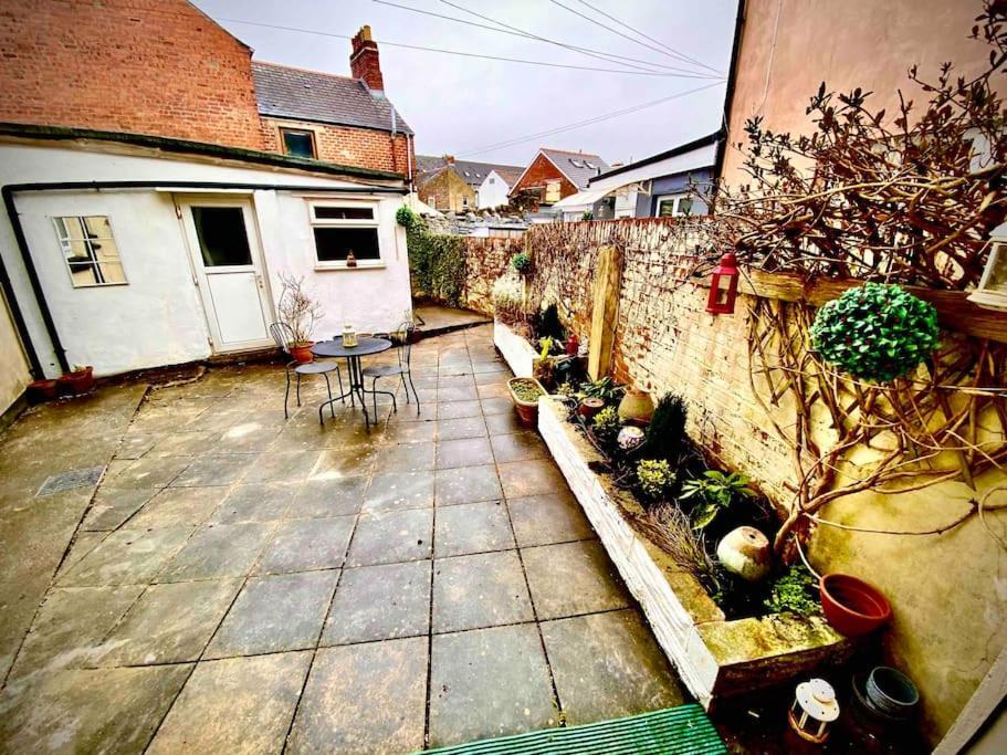 Brickworks - 2 Bedrooms, 15 Mins Walk To The Centre, With Garden คาร์ดิฟฟ์ ภายนอก รูปภาพ